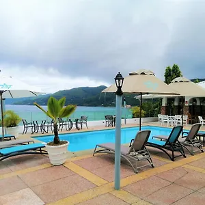 le-relax-hotel-and-restaurant.maheislandhotels.com/